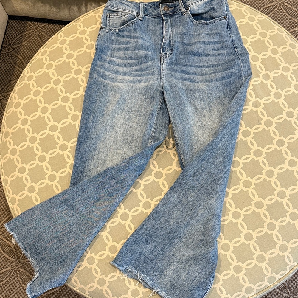 Risen Wide-Leg Crop Jeans (never worn)